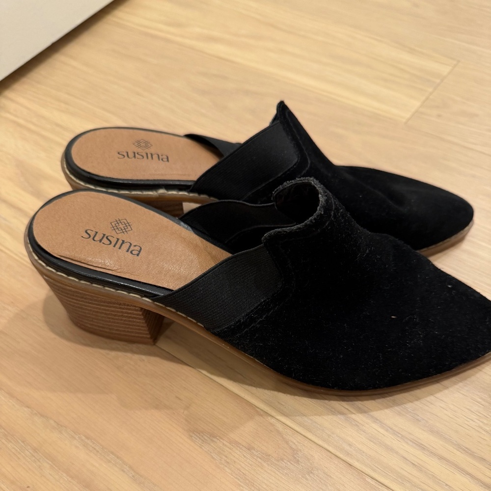Susina Block Heel Black Suede